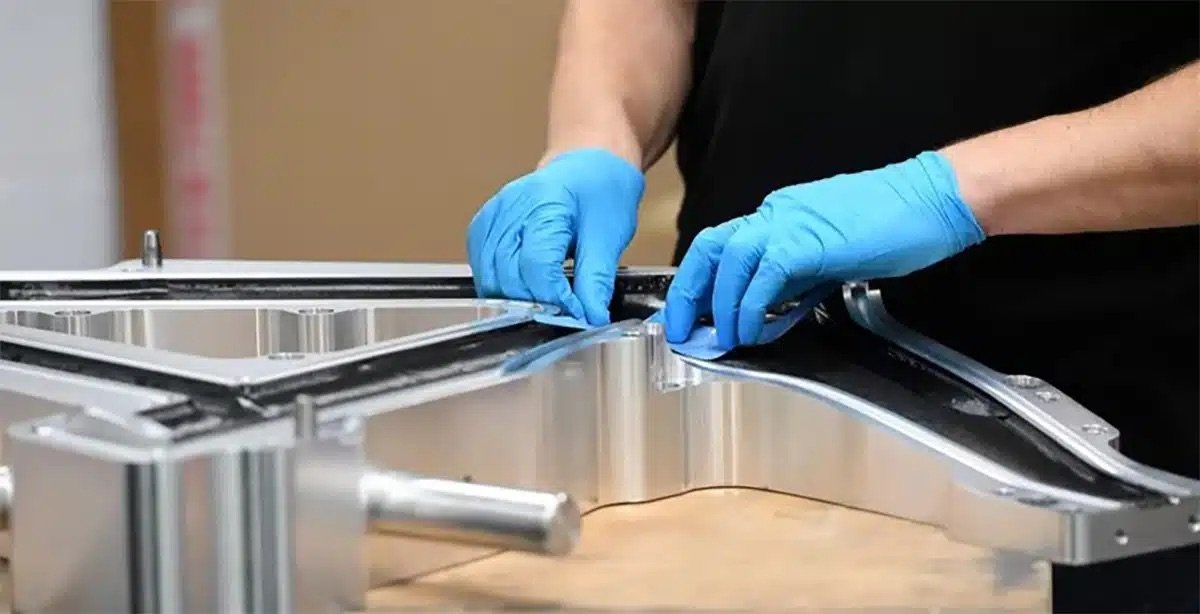 carbone dans une moule